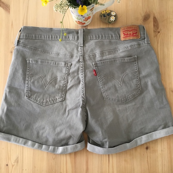 LEVI Strauss & Co Women’s Shorts. Levi’s Shorts, Summer Shorts. - Picture 8 of 11